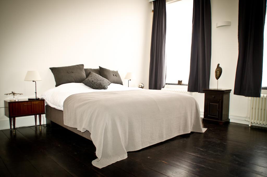 إيكسلس House Ninety Guesthouse الغرفة الصورة